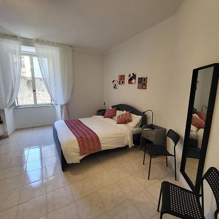 Holiday Home Deldec Nápoly Kültér fotó